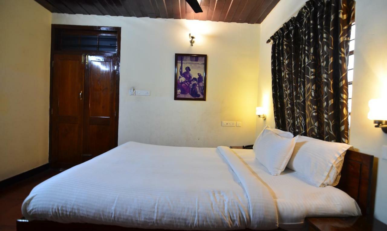The Royal Heritage Hotel And Ayurvedic Center Thiruvananthapuram Eksteriør bilde
