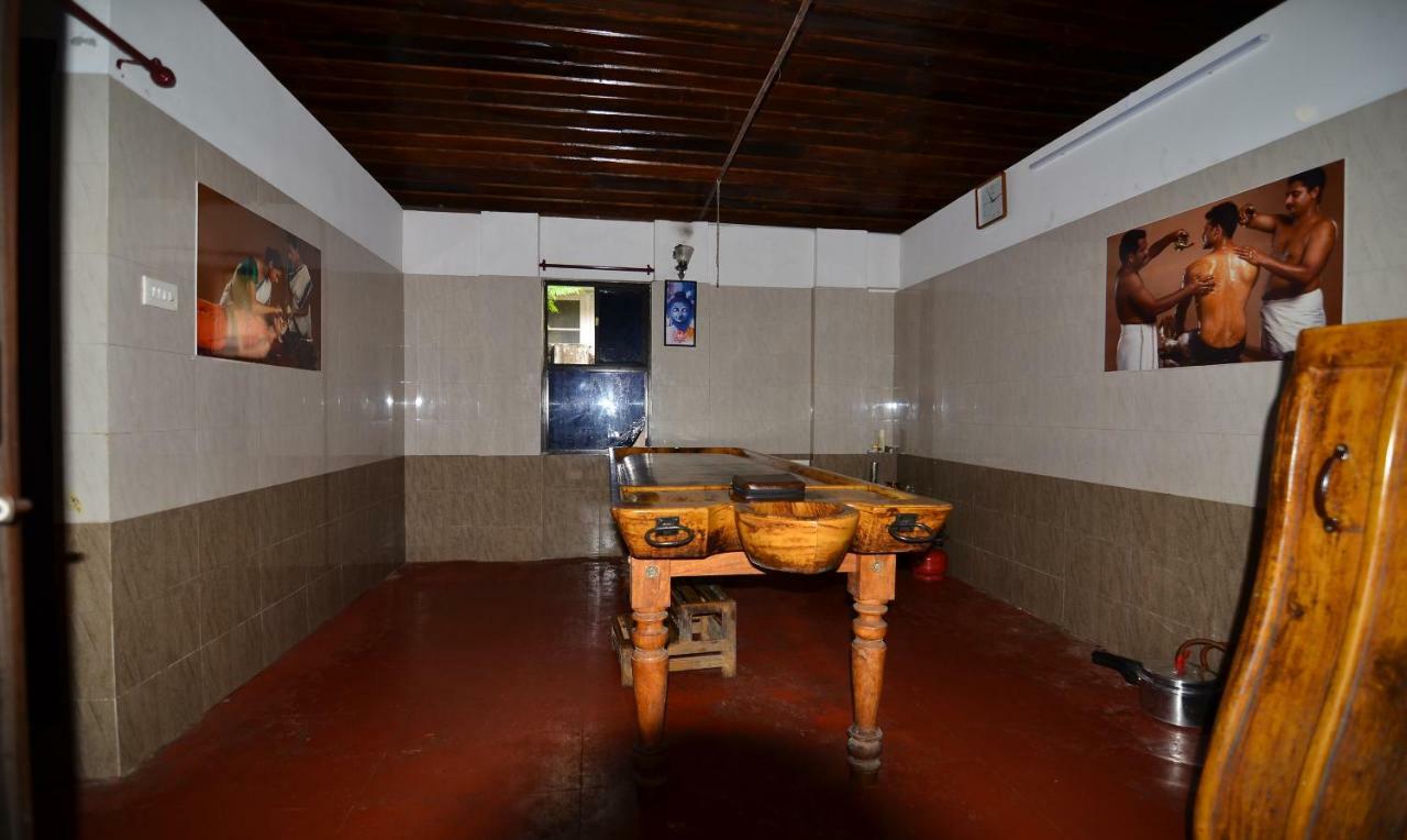 The Royal Heritage Hotel And Ayurvedic Center Thiruvananthapuram Eksteriør bilde