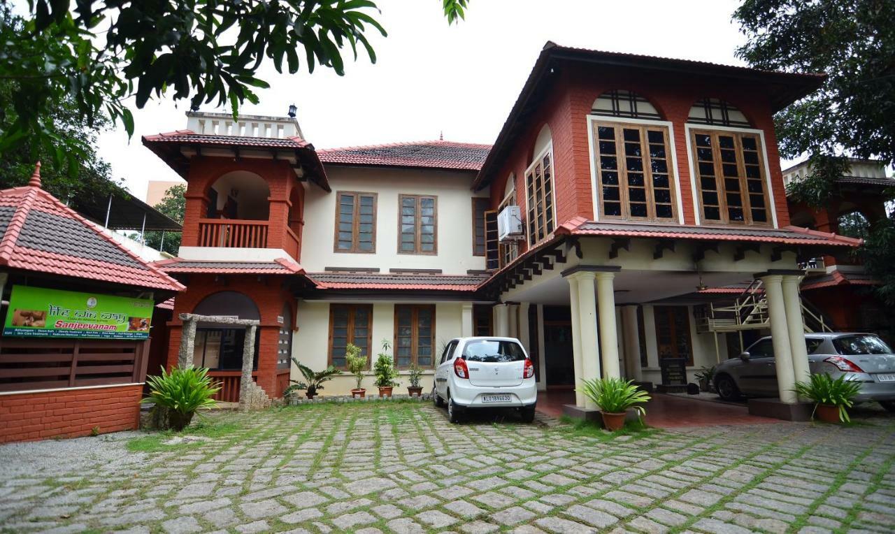 The Royal Heritage Hotel And Ayurvedic Center Thiruvananthapuram Eksteriør bilde
