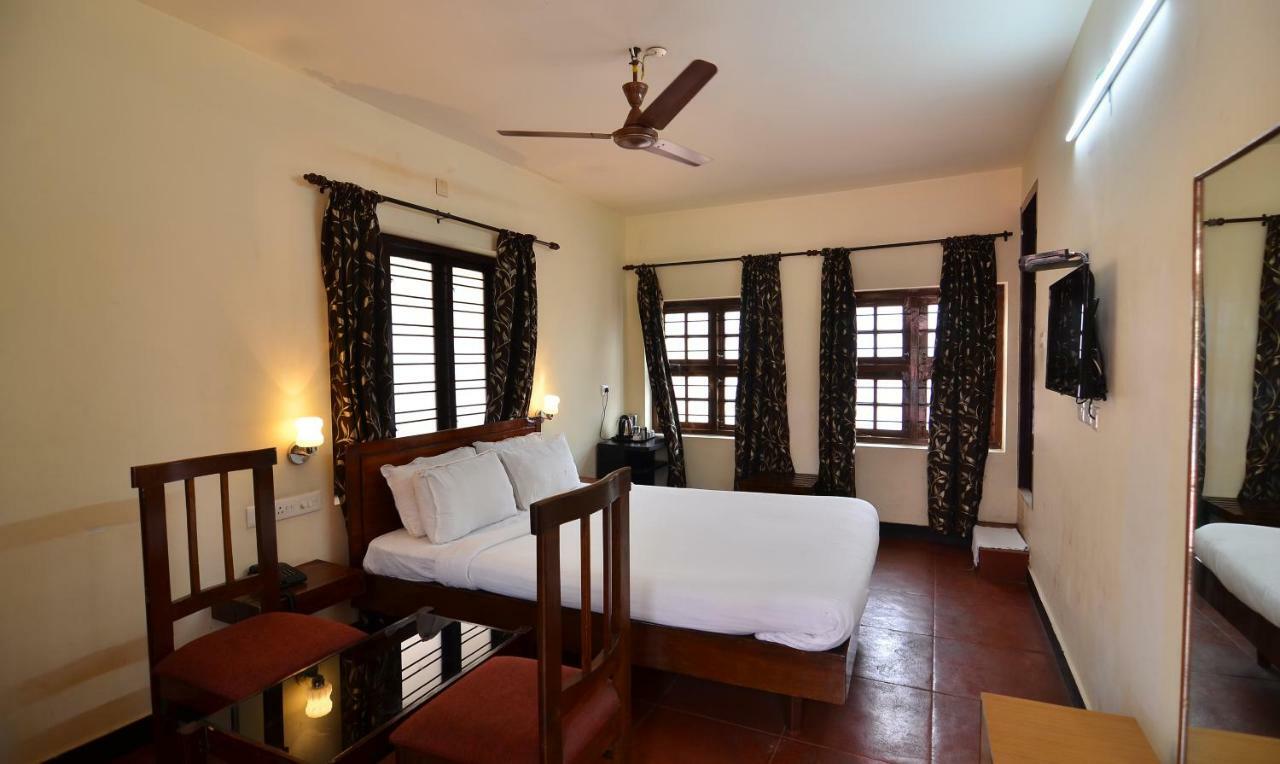 The Royal Heritage Hotel And Ayurvedic Center Thiruvananthapuram Eksteriør bilde