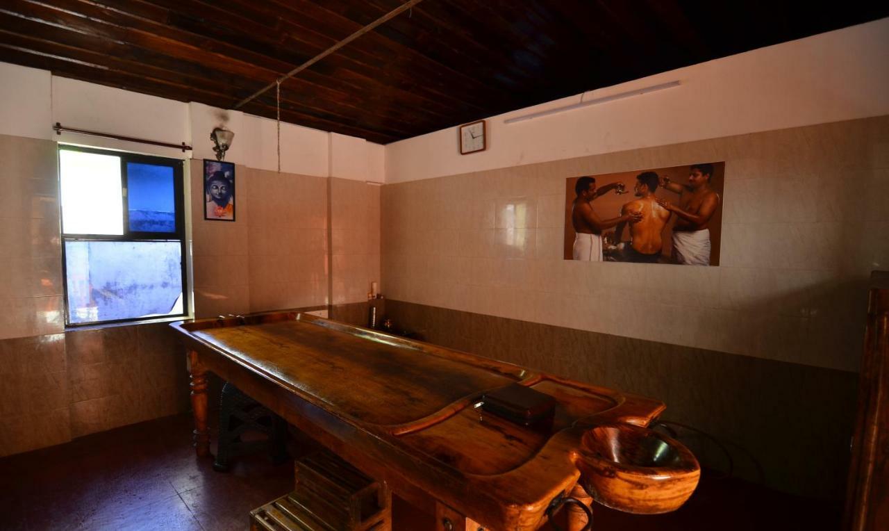 The Royal Heritage Hotel And Ayurvedic Center Thiruvananthapuram Eksteriør bilde